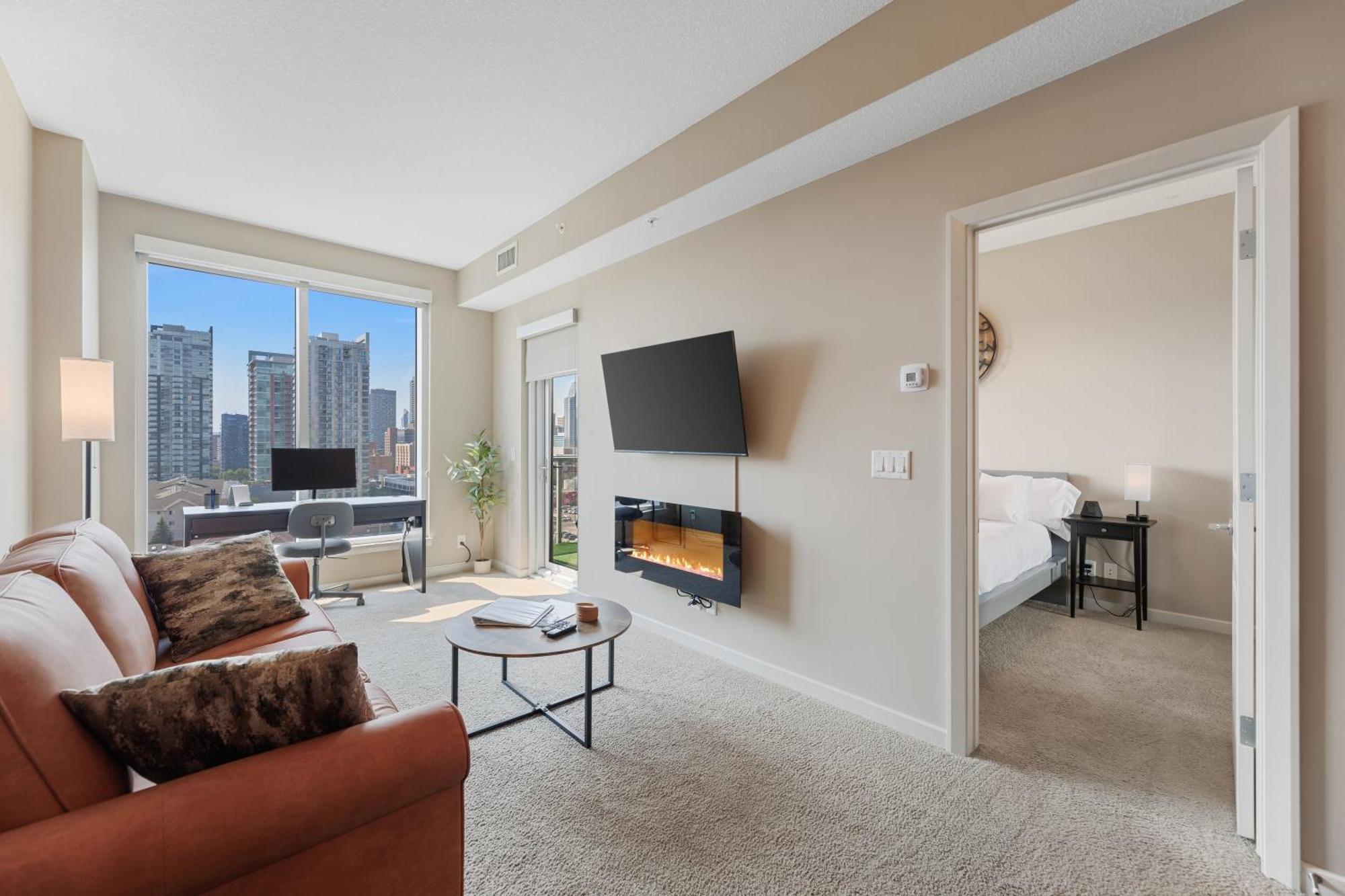 Heart Of Downtown Calgary Spacious Luxury Condo With Stunning Views And Premium Amenities Zewnętrze zdjęcie